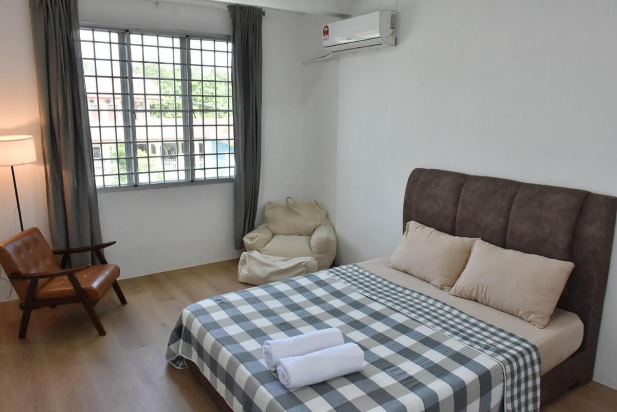 Rain Tree Homestay Bintulu Luaran gambar